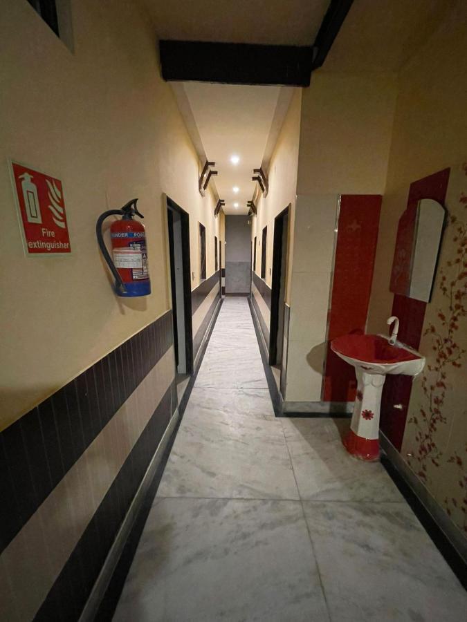 Travel Monkey Hostel Agra  Luaran gambar