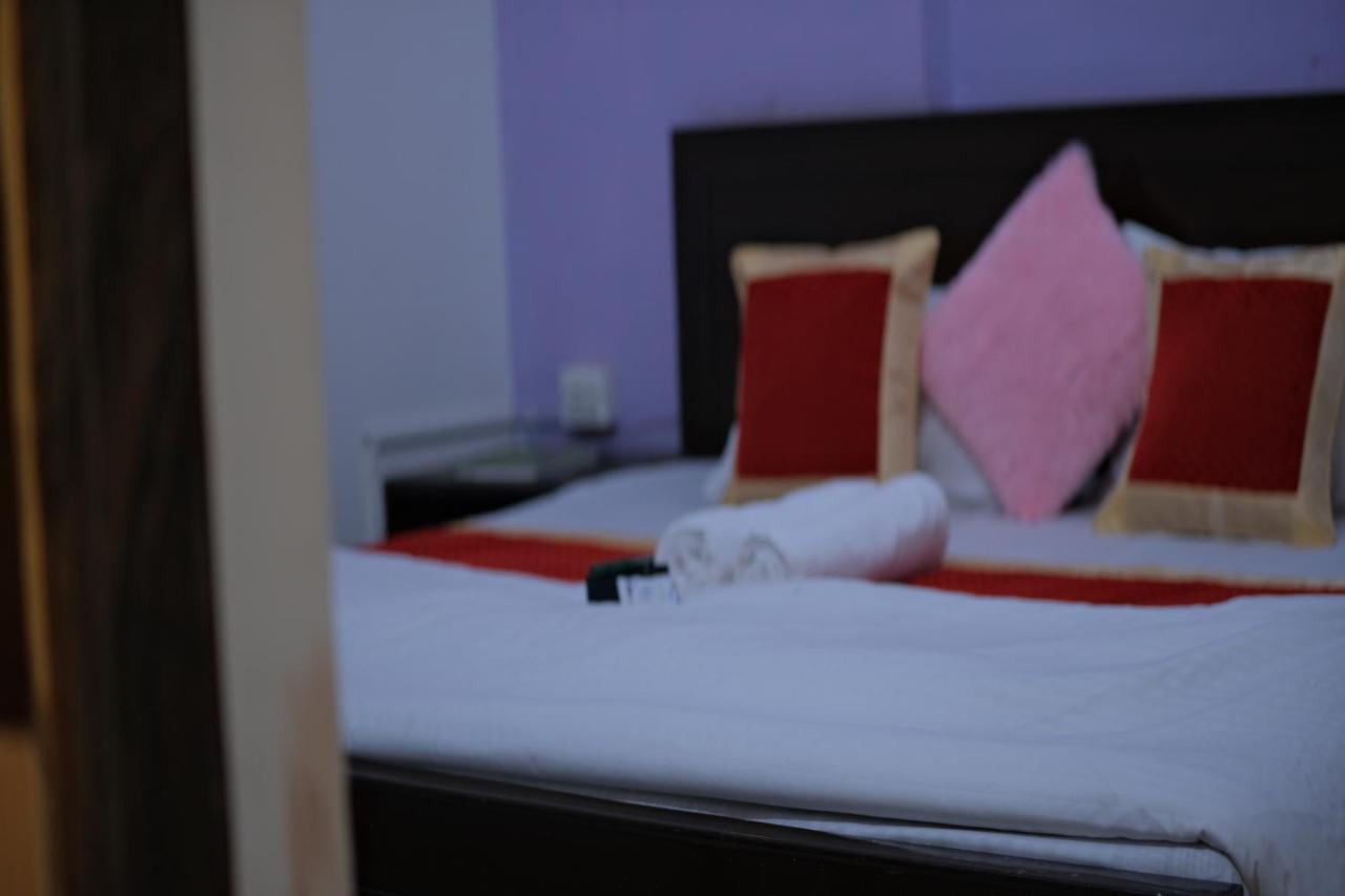 Travel Monkey Hostel Agra  Luaran gambar