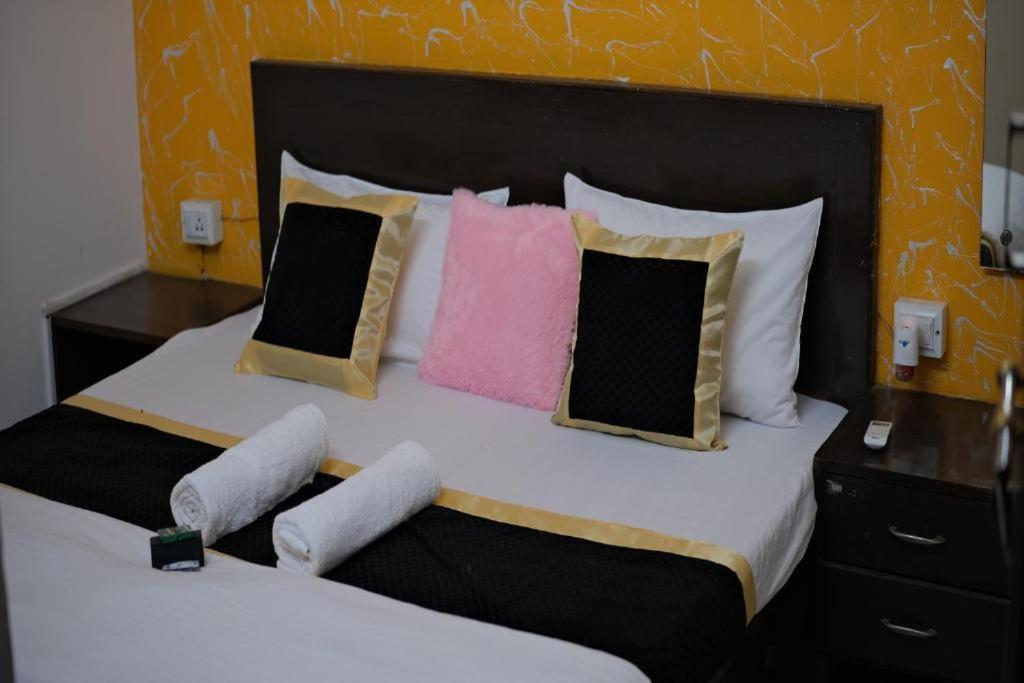 Travel Monkey Hostel Agra  Luaran gambar